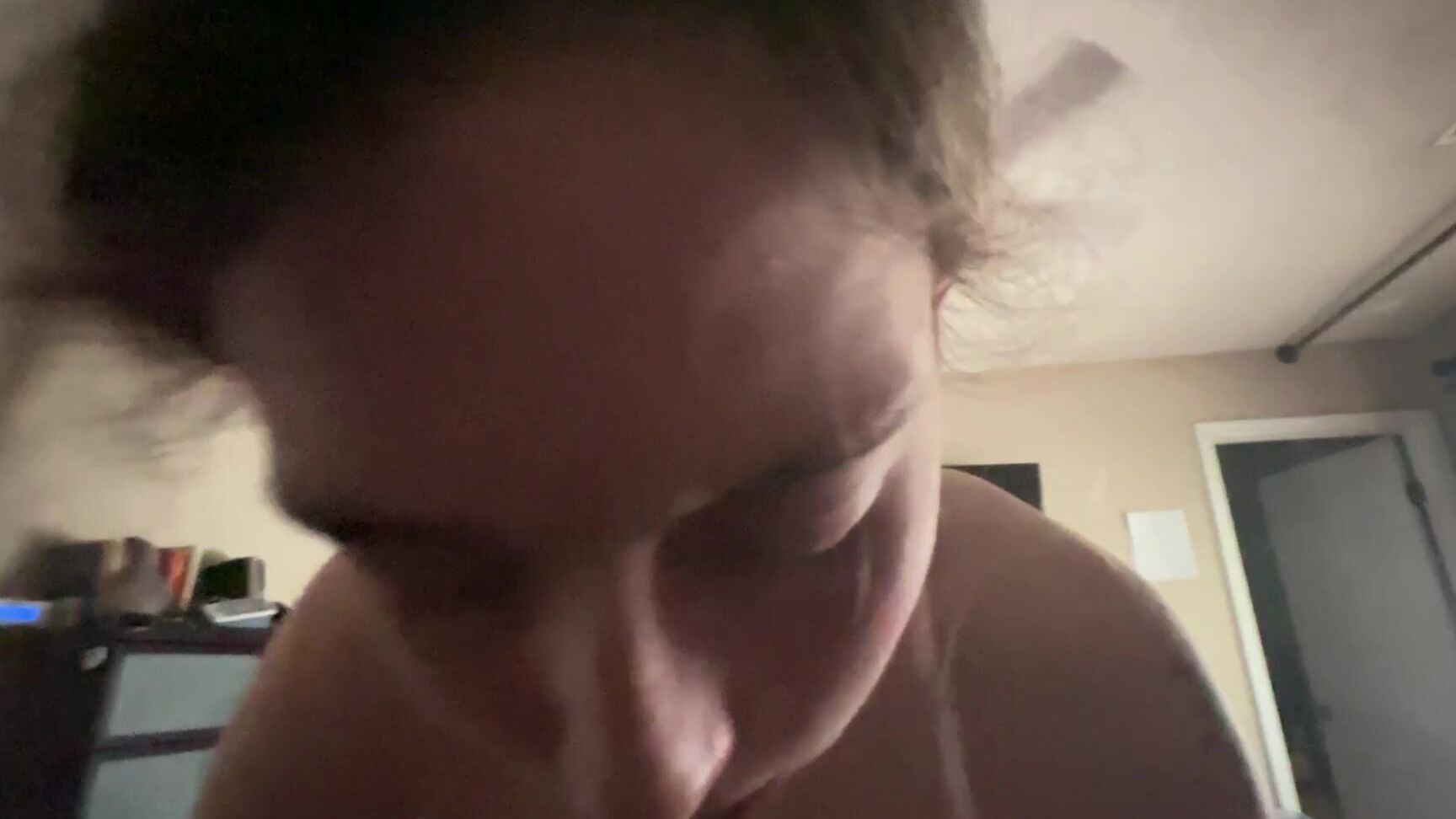 Whatgirlsdofordaddy Spontaneous Blowjob Scene