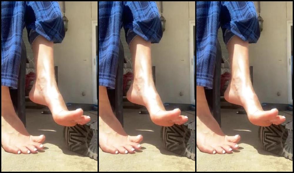 Gia Hottest Nicknamed Giaglows Onlyfans 04 04 2023 Ugh Play Sweaty Stinky Hot Ugg Play