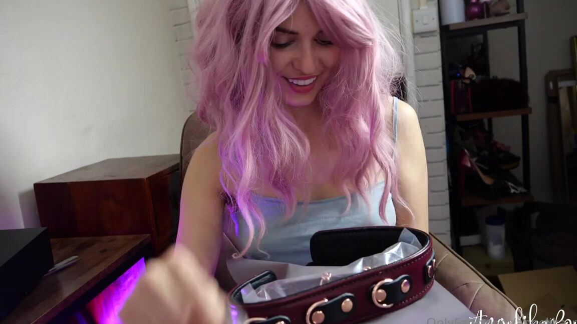 Angelika Rouge Nicknamed Angelika Rouge Onlyfans Will You Play With Kitty Unboxing Bdsm Toys 1