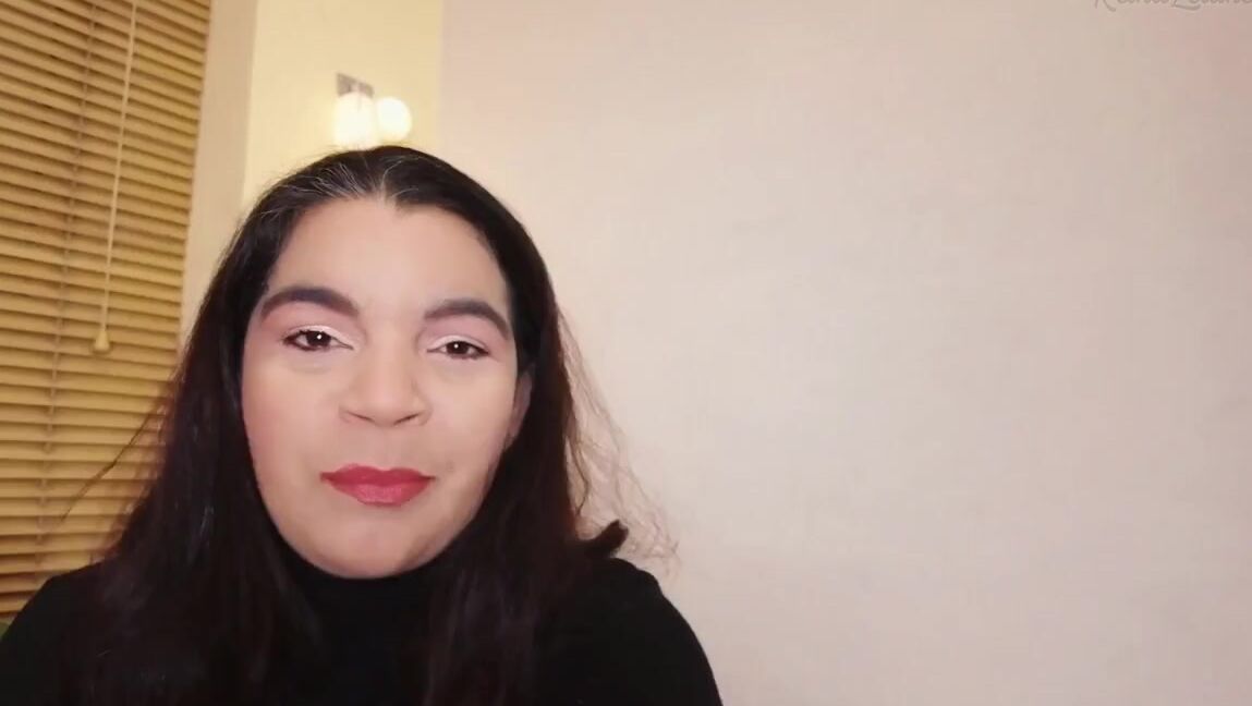 Reina Leather Nicknamed Reinaleather Onlyfans Welcome To My New Section Food In Boots Today Commercial Chinese Sweet And Thigh High