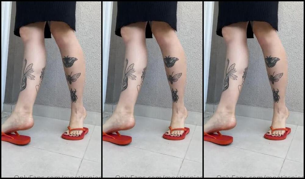 Mes Petits Pieds Nicknamed Mpetitspieds Onlyfans 10 04 2022 Video 703671