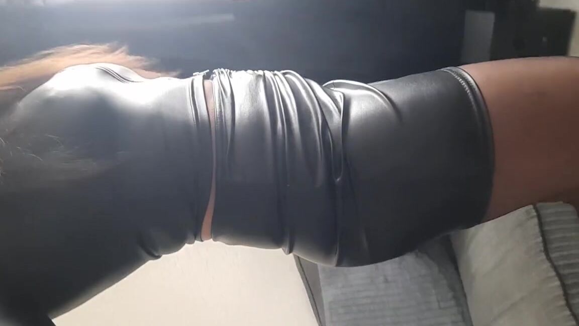 Divastiletto Nicknamed Divastiletto 11 24 2023 Onlyfans Video All Black Try On