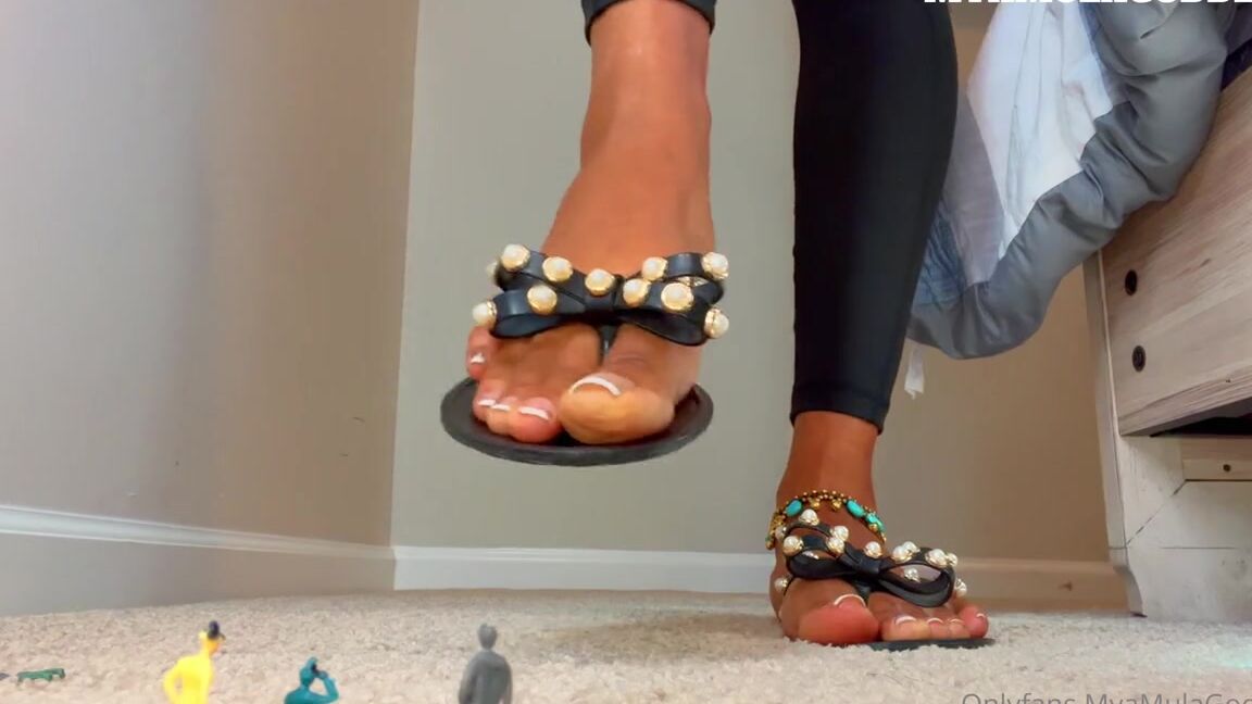 Mya Mula Nicknamed Myamulagoddess Onlyfans Video 7446