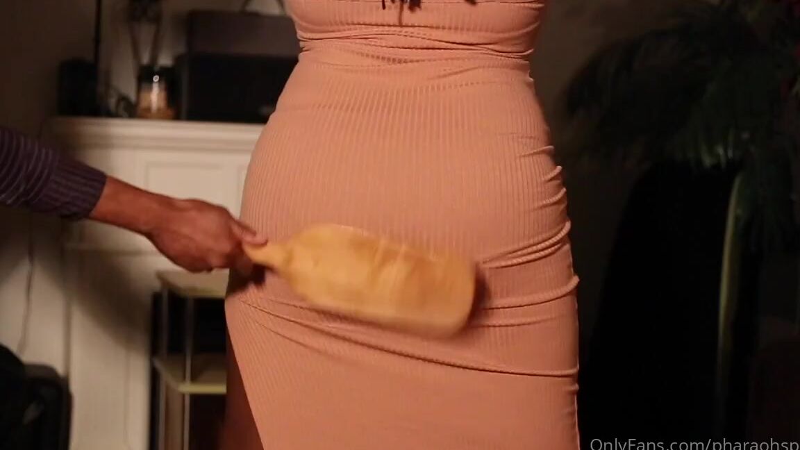 Pharaoh Spanks Nicknamed Pharaohspanks Onlyfans 07 01 2021 Angelas 1St Paddlin