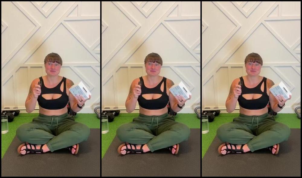 Domna Gray Nicknamed Domina Gray 10 20 2023 Onlyfans Video Opening Fan Mail When I Get Fan Mail Your Requests Automatically Go To The Top L