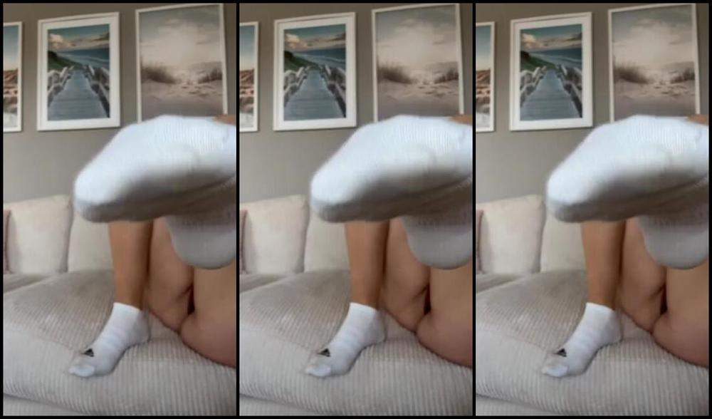 Lovely Sox Nicknamed Lovelysox 03 22 2025 Onlyfans Video Welch Ungew Hnliche Kombination Und Dennoch So Hei Und Dann Noch Dazu Meine Feuchte Pussy Die