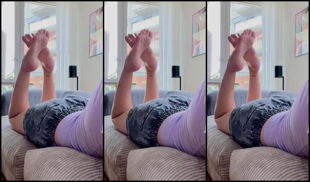 Maxi Rose Nicknamed Cutestickyfeet 09 15 2023 Onlyfans Video Sensual Roleplay We Are Hanging Out At Home And You Start Getting Aroused By My