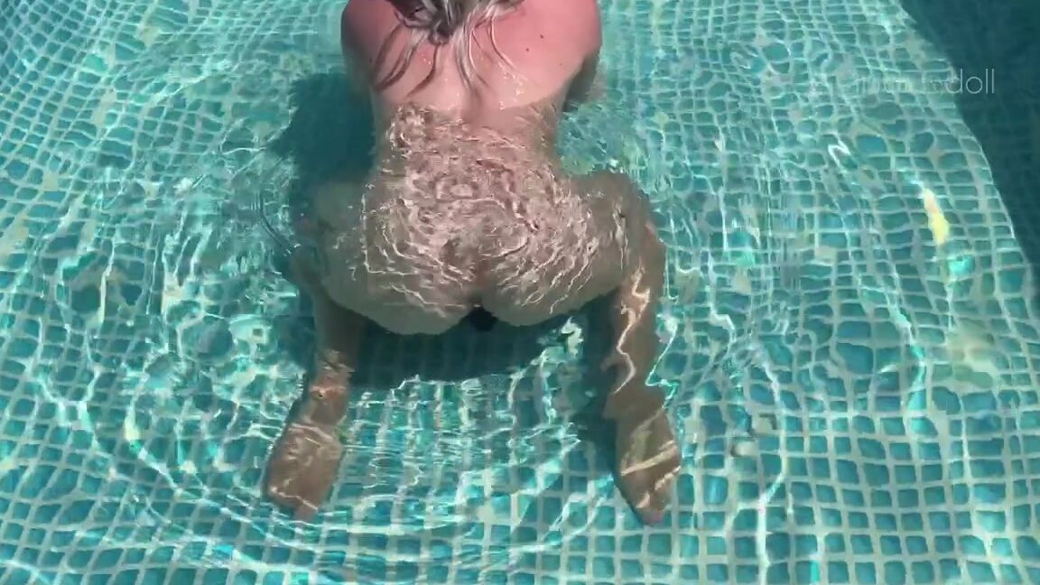 Dirtydoll Nicknamed Iamdirtydoll 07 31 2024 Onlyfans Video Farting Up The Pool Party Im Taking My Gassy Talents To The Pool Where Ill