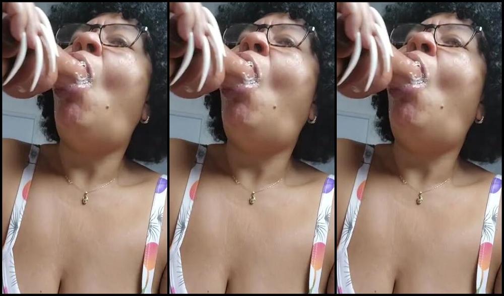 Meryann Nicknamed Spitqueen 11 18 2024 Onlyfans Video The More Mess Video Love Here Is A Sample Of How An Hour Of Spit Session