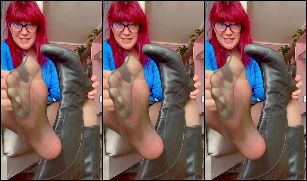 Krystal Soles Nicknamed Krystalsoles1 03 14 2024 Onlyfans Video Spend The Afternoon In These Boots