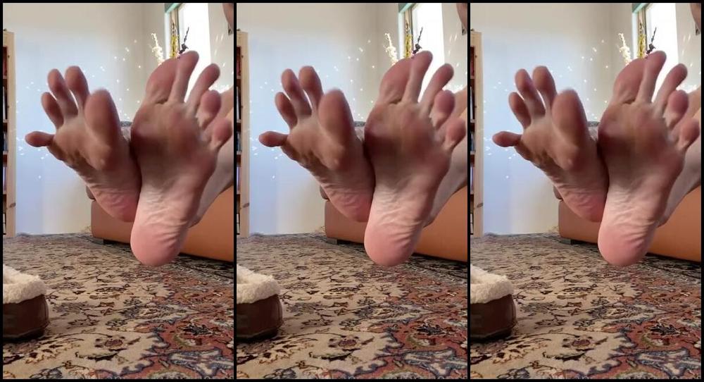 Pre Hensile Nicknamed Prehensile 10 01 2020 Onlyfans Video I Realized I Had Sock Fluff The Whole Time