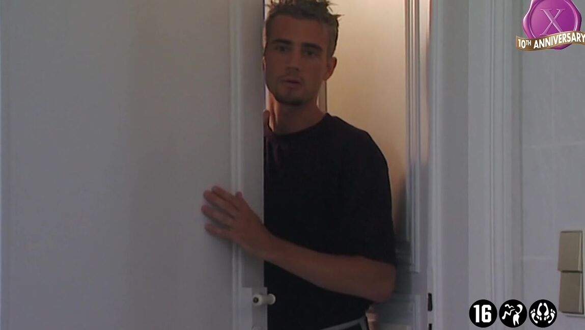 "Lea De Mae, Melanie Coste, Mia Panther, Monica Sweetheart, Sheherazade, Tiffany Diamond, Valentina Valli, Damien Roussineau, Marc Barrow, Pascal St. James, Phil Holliday, Philippe Dean, Titof, Titus Steel, Ian Scott" Anal, DP, Feature Le Parfum du d