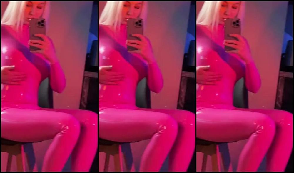 Anna Bronnica Nicknamed Bronnica 03 22 2024 Onlyfans Video Pink Suit For A Teasing Pleasure
