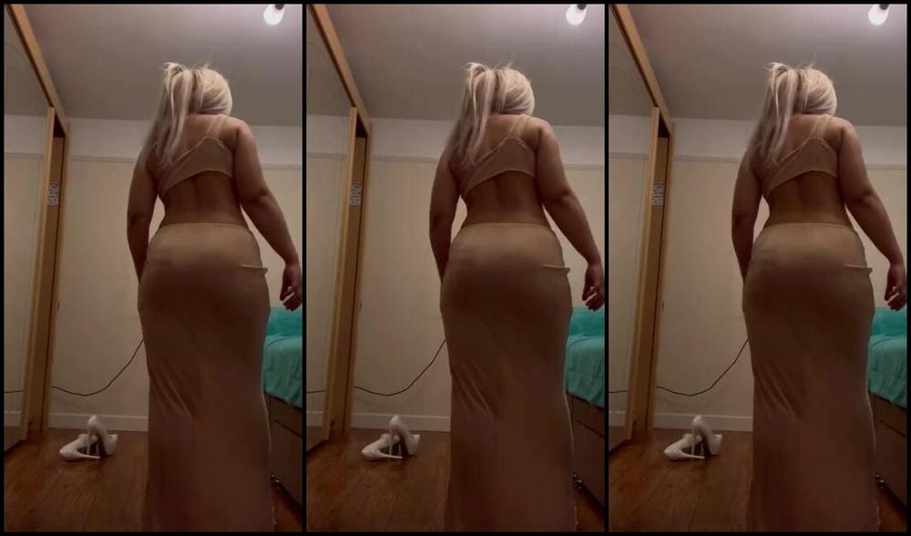 Clappingqueen Nicknamed Clappingqueen 12 24 2024 Onlyfans Video Happy Holidays And Lil Tease Once You Have A Lil Spare Minute For Me Ukg