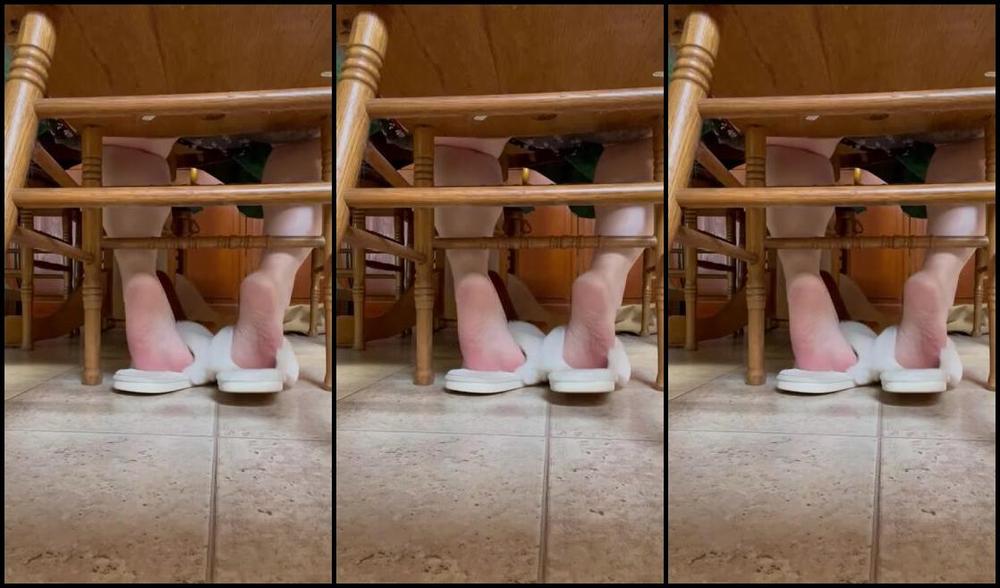 Fattyfeet420 Nicknamed Fattyfeet420 03 11 2024 Onlyfans Video Under Chair View Of My Feet In Slippers In The Kitchen