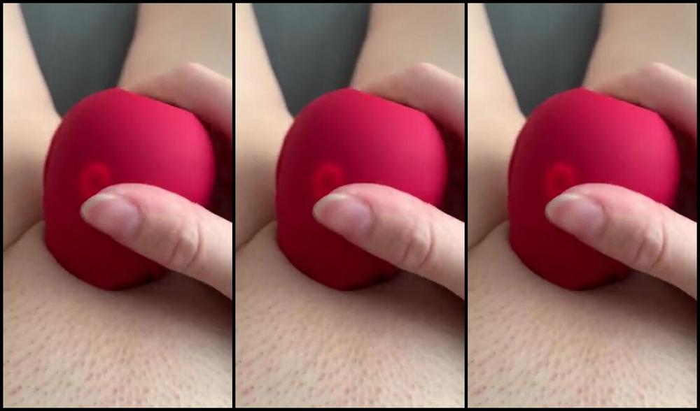 Jennaize Nicknamed Jennaize Onlyfans Using The New Toy I Got Yesterday This One Works Really Good Its A Bonus That