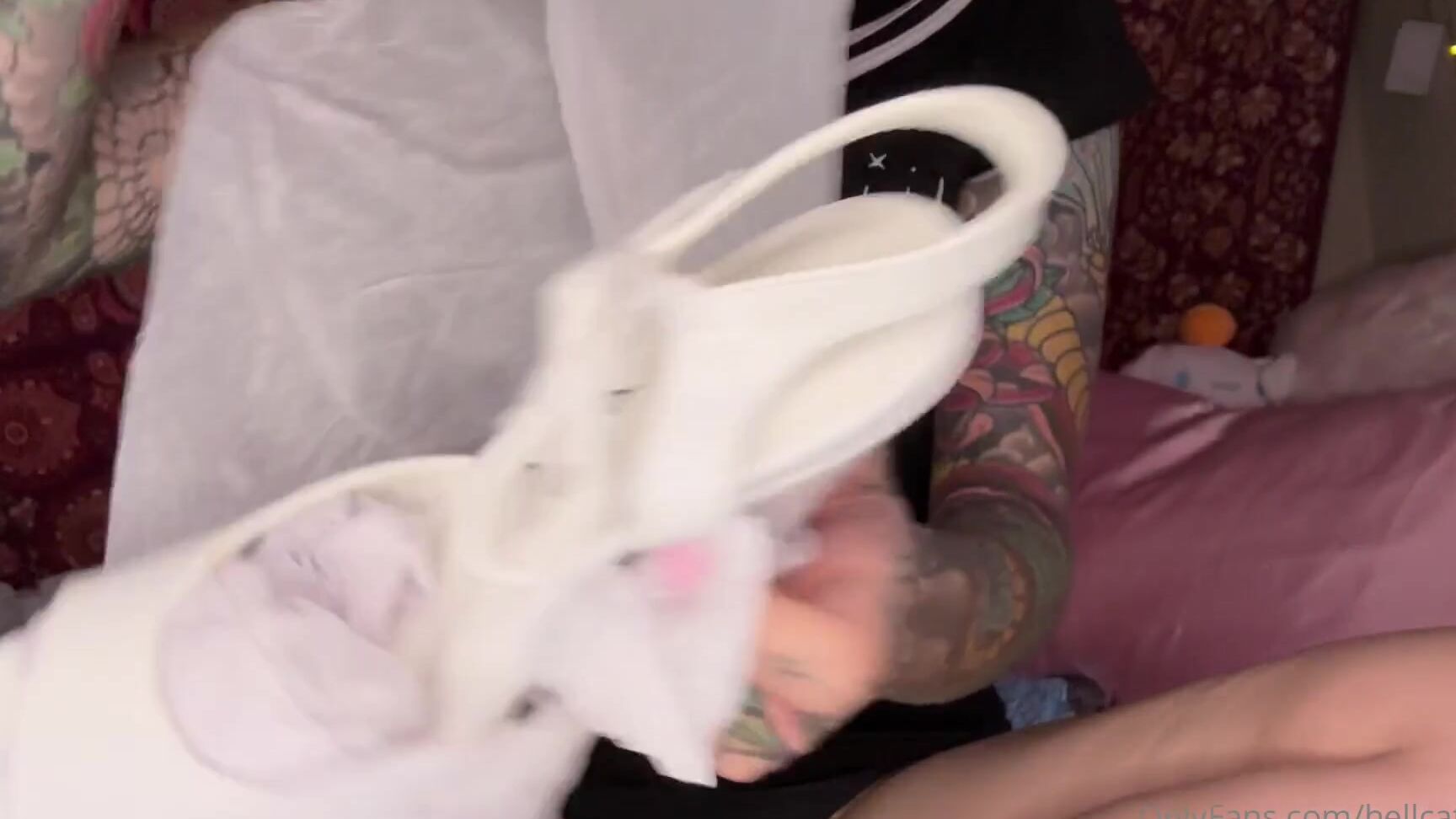 Hellcat Nat Nicknamed Hellcat Nat 07 09 2023 Onlyfans Video One More Sort Of Sfw Video For The Night A Bit Of Asmr Unboxing And Listening 7Xyc