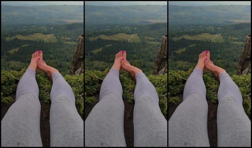 Miawildft Nicknamed Miawildft 07 01 2023 Onlyfans Video After This Hike I Would Need A Foot Massage Could You Give Me A Hand
