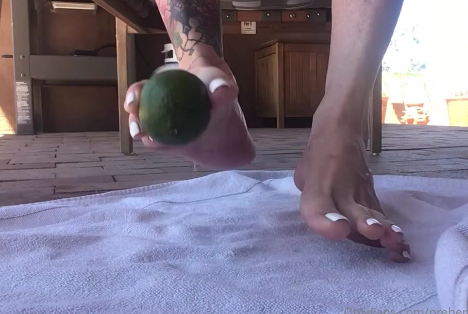 Pre Hensile Nicknamed Prehensile 06 08 2025 Onlyfans Video Time For Some Moji Toes