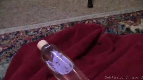 Miss Pandora Nicknamed Misspandora Onlyfans 09 08 2020 Still Working On My New Footfetish Onlyfansin The Meantime Heres A Clip Of Me Oiling Up