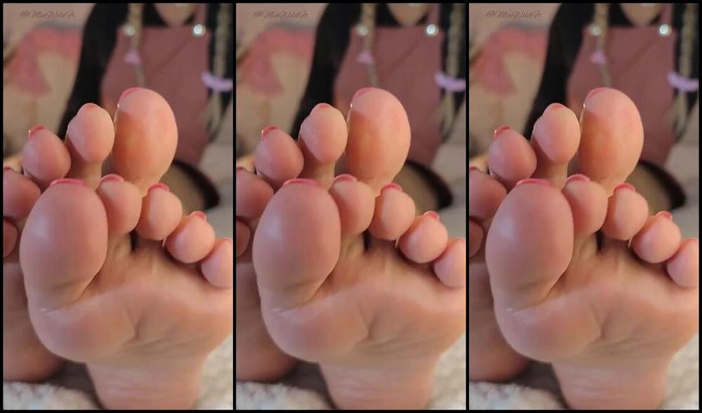 Miawildft Nicknamed Miawildft 05 17 2023 Onlyfans Video What Do You Think About My New Pedicure Im So In Love With This Combination Of