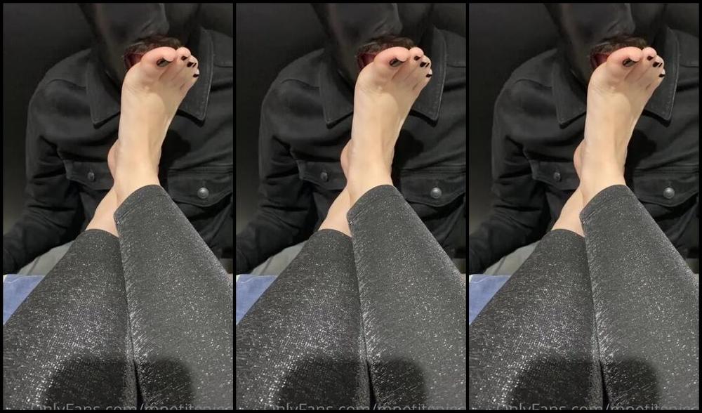 Mes Petits Pieds Nicknamed Mpetitspieds Onlyfans 06 21 2022 Would You Like To Be There