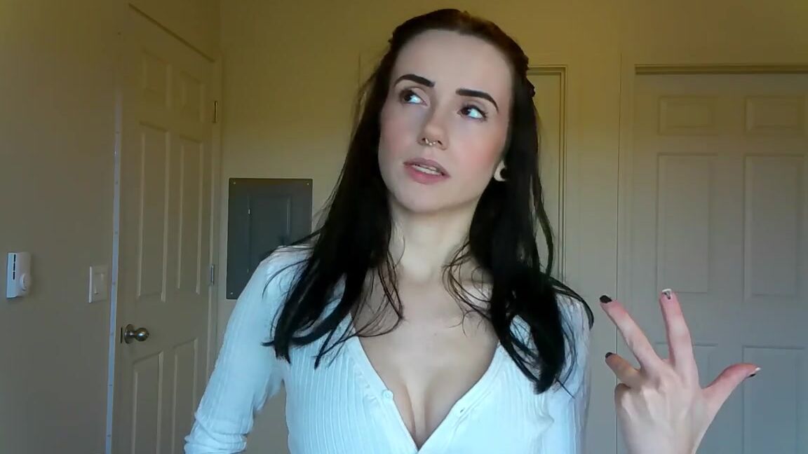 May Baby Nicknamed Goddessmayhere 02 01 2024 Onlyfans Video Straight As