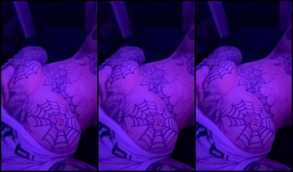 Holl Xlildevilxx Nicknamed Xlildevilxx 03 22 2025 Onlyfans Video Happy Saturday Heres Some Dirty Talk Masturbation For You Guys