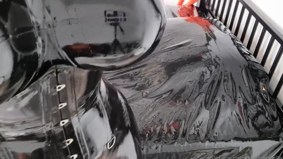 Emma Lee Nicknamed Rubberdollemma 01 03 2024 Onlyfans Video Since My Maid Havent Arrived Yet On Behalf On A Good Rubberslave Here I Put On