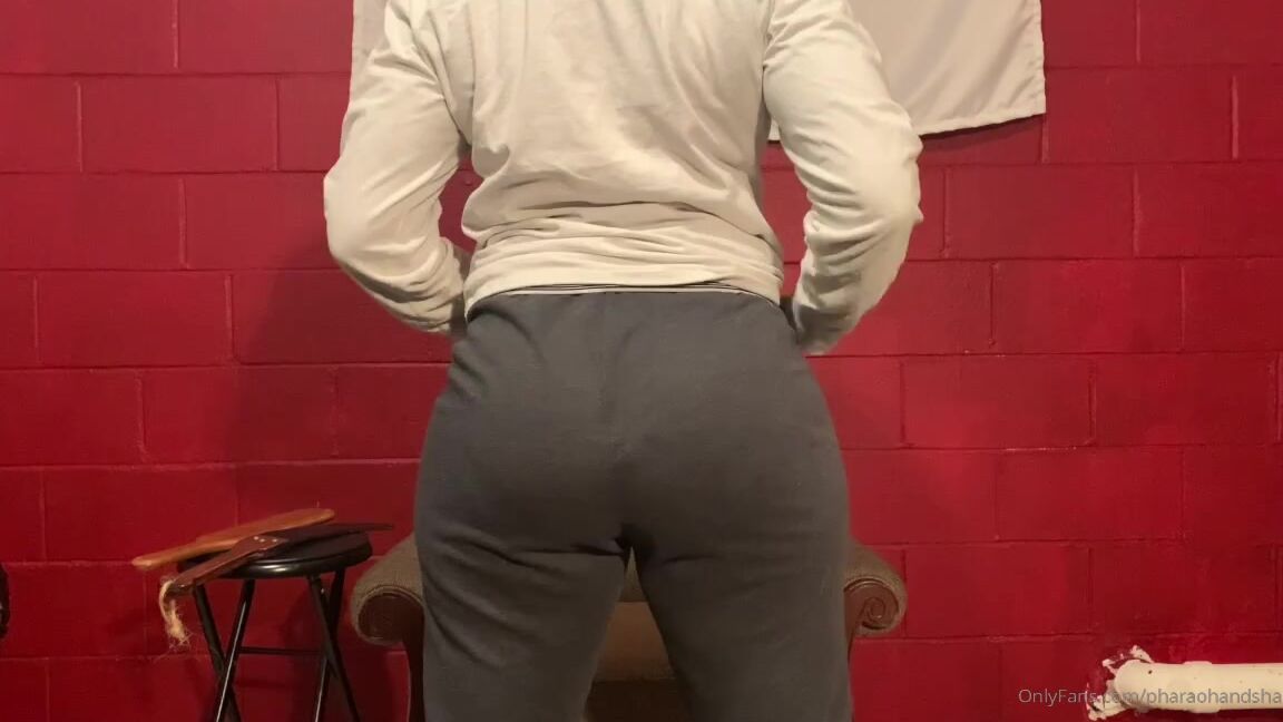 Pharaoh Spanks Nicknamed Pharaohspanks Onlyfans 11 28 2019 The Live Feed Didnt Work But We Still Shot The Video Sha Got 53 Licks For