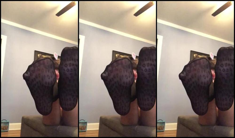 Lilmizzunique Nicknamed Lilmizzunique Onlyfans Bunny Outfit Off N Trying On My Wishlist Gifts