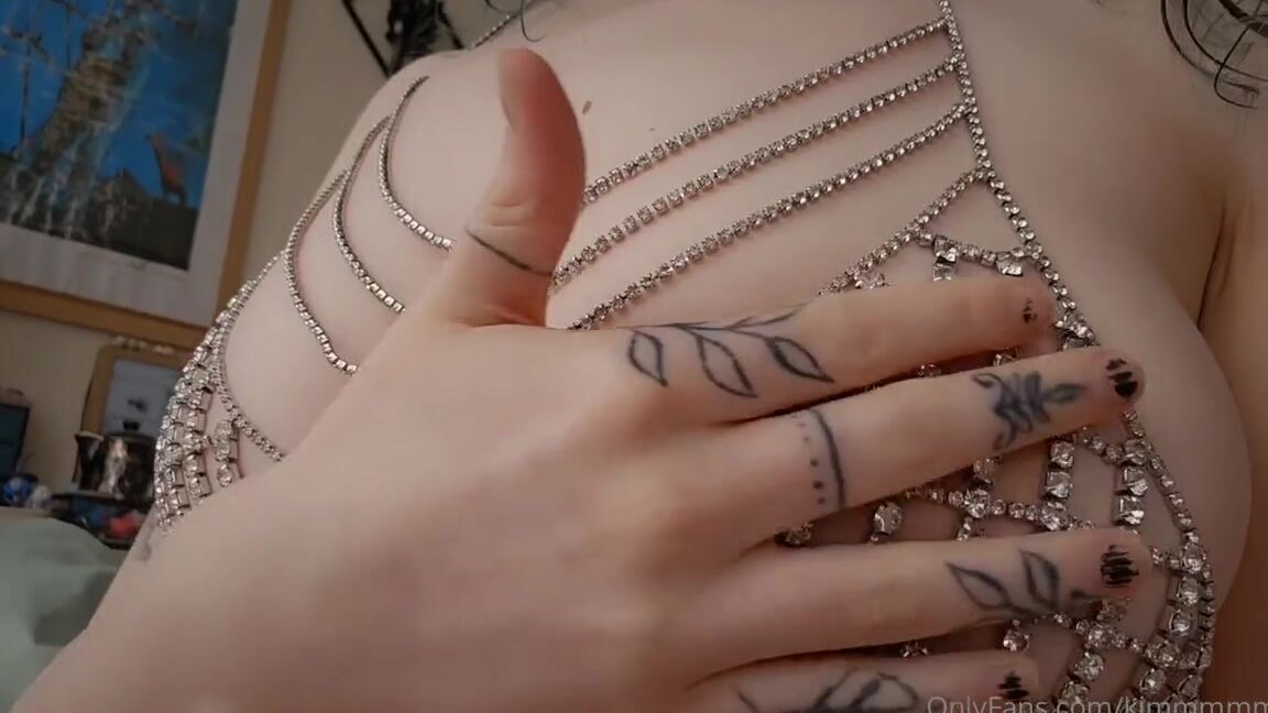 Kimmmmmmm Nicknamed Kimmmmmmm 04 17 2024 Onlyfans Video Leaked Kimmmmmmm 74073 D