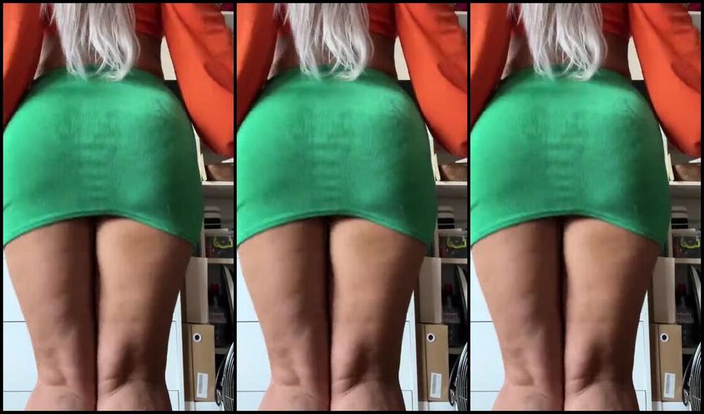 Clappingqueen Nicknamed Clappingqueen 03 22 2025 Onlyfans Video Mini Skirt Claps For Your Saturday Noon