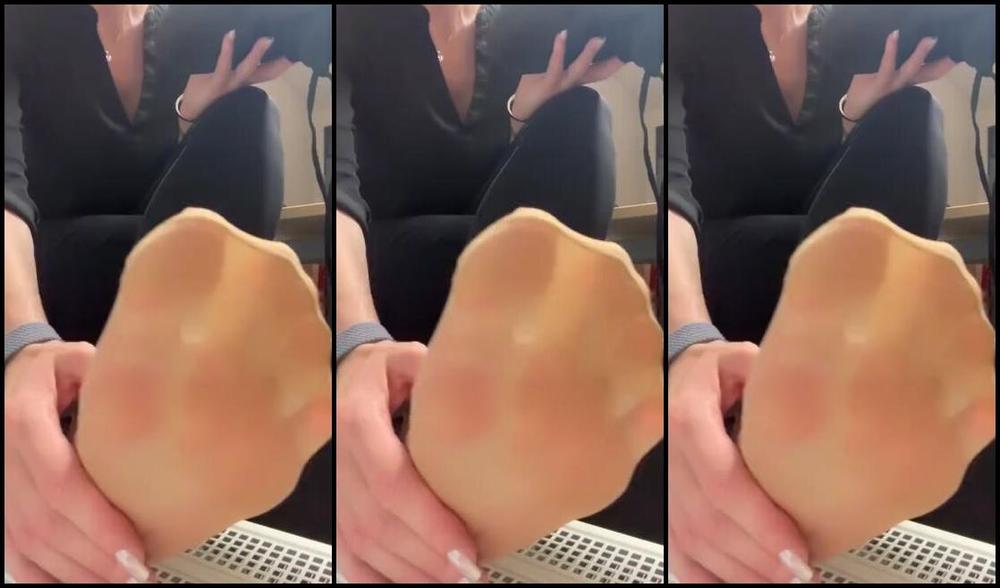 Lovely Sox Nicknamed Lovelysox 06 17 2025 Onlyfans Video Endlich Pause Endlich Mal Meine Duftigen Und Schwitzigen Nylons Ckchen L Ften