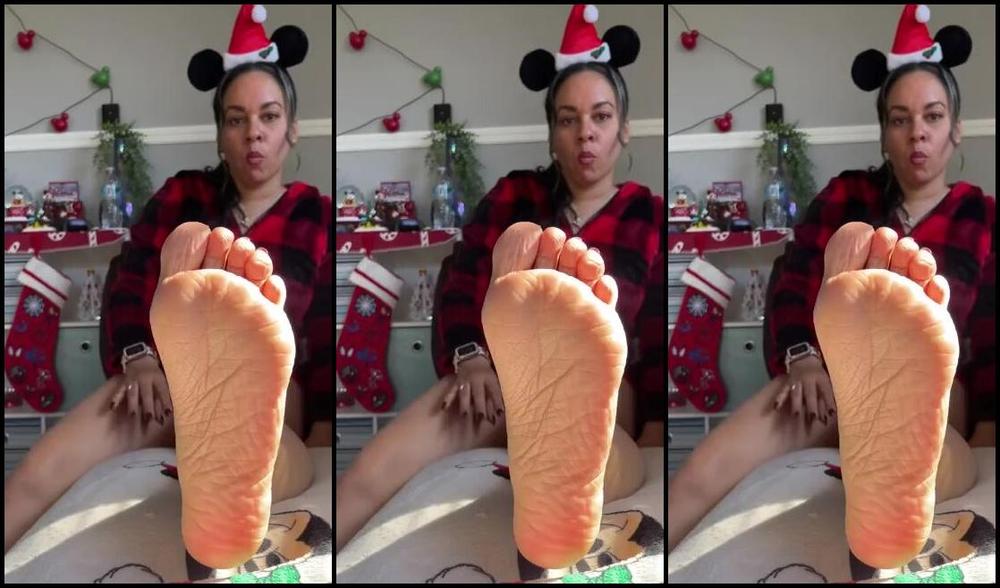 Deedee Nicknamed Deedeericanfeet 12 29 2024 Onlyfans Video As Requested More Sexy Santa Soles