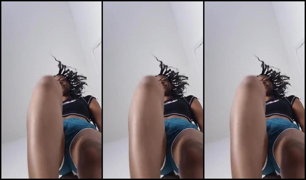 Ceceprincesstoes Nicknamed Cecesprincesstoes 09 02 2023 Onlyfans Video Teasing Socks Removel As I Rub Them All Over Your Face