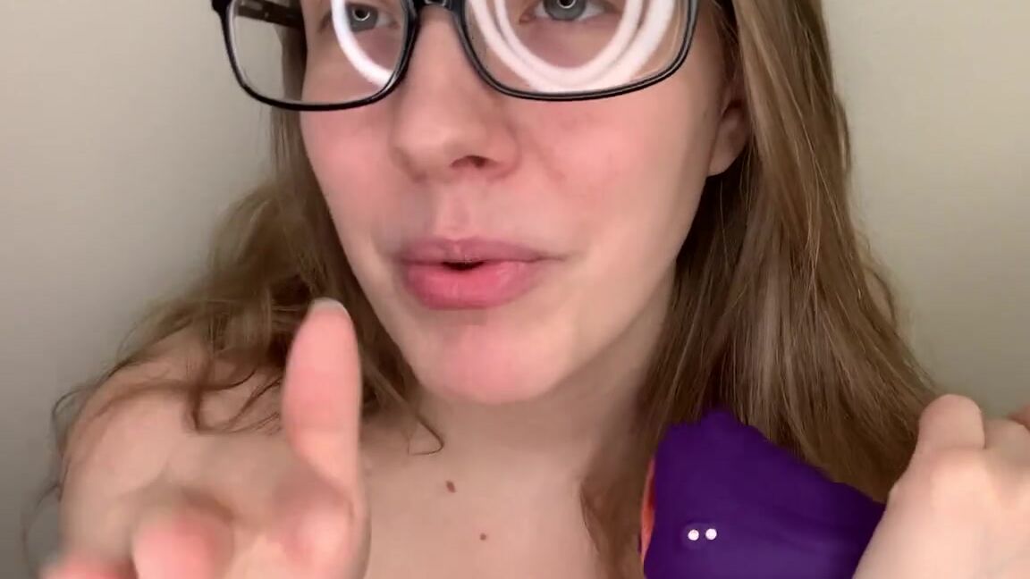 Jennaize Nicknamed Jennaize Onlyfans More Toys Woo If You Have Any Riding Tips Please Let Me Know