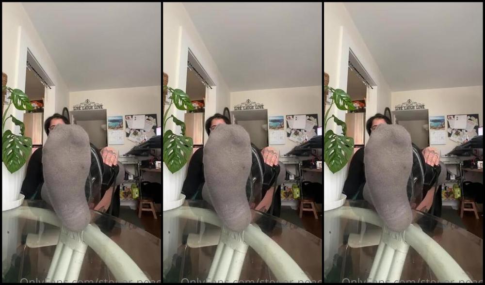 Georgia Peach Nicknamed Stoner Peach 05 04 2023 Onlyfans Video Smelly Shoes And Sock Worship For You Jack It Too