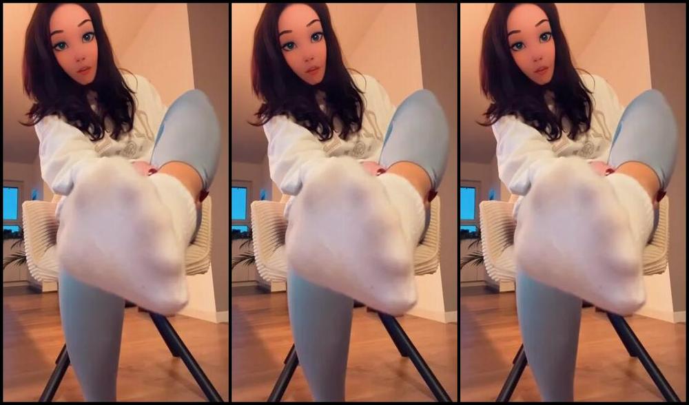 Lovely Sox Nicknamed Lovelysox 01 04 2025 Onlyfans Video Ich Liebe Es An Meinen Duftenden S Ckchen Zu Schn Ffeln