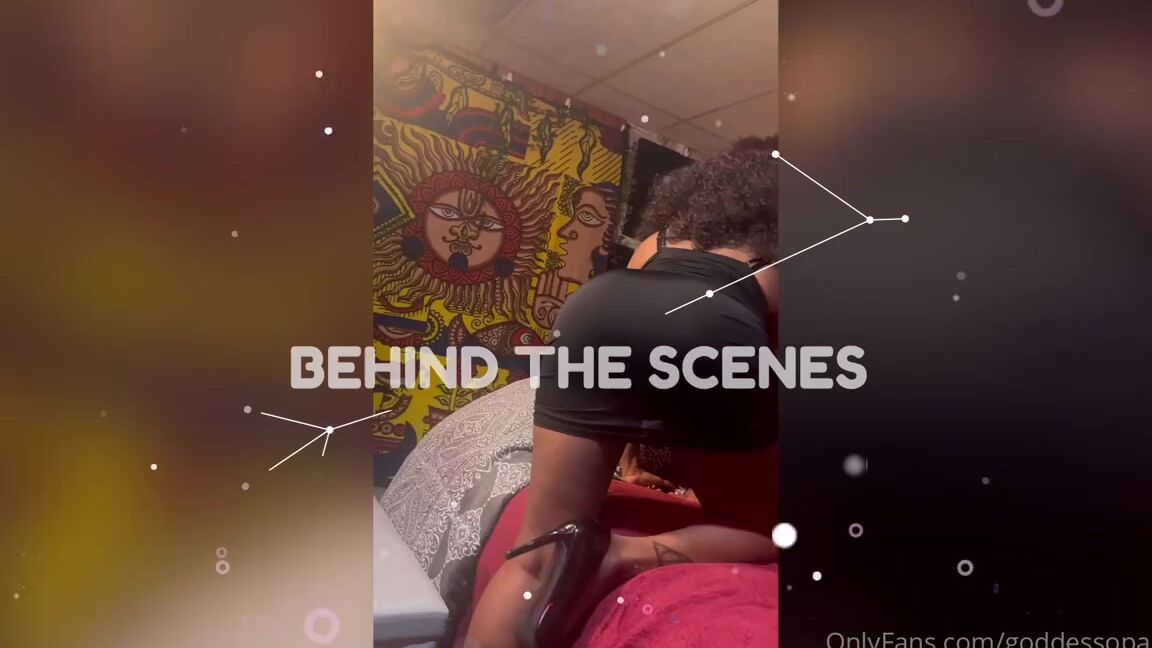 Goddessopalonia Nicknamed Goddessopalonia Onlyfans Long Awaited Behind The Scenes Clips Robynthicc1012 Naughty Or Nice Coming Out Tonight