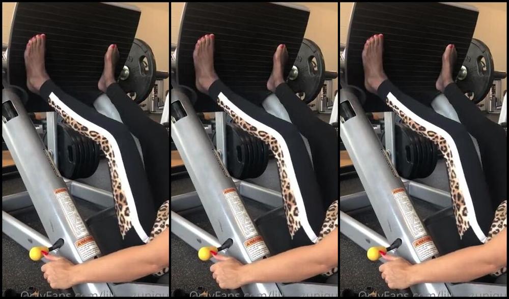 Lilmizzunique Nicknamed Lilmizzunique Onlyfans Gym Workout Today In My Cheetah Print Gear Layered In Black Nylons Underneath Feet Were