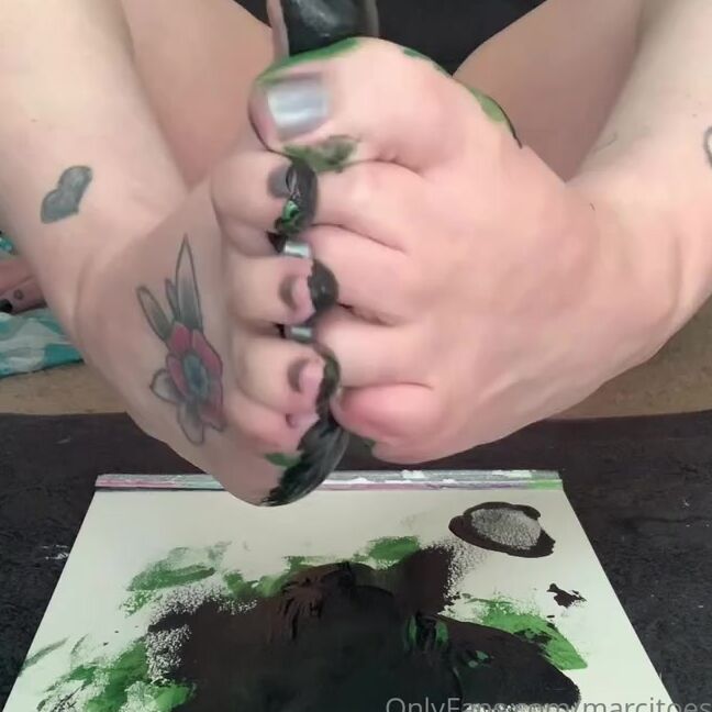 Marci Toes Nicknamed Marcitoes23 11 11 2024 Onlyfans Video Finally Had A Chance To Play In Paint Again