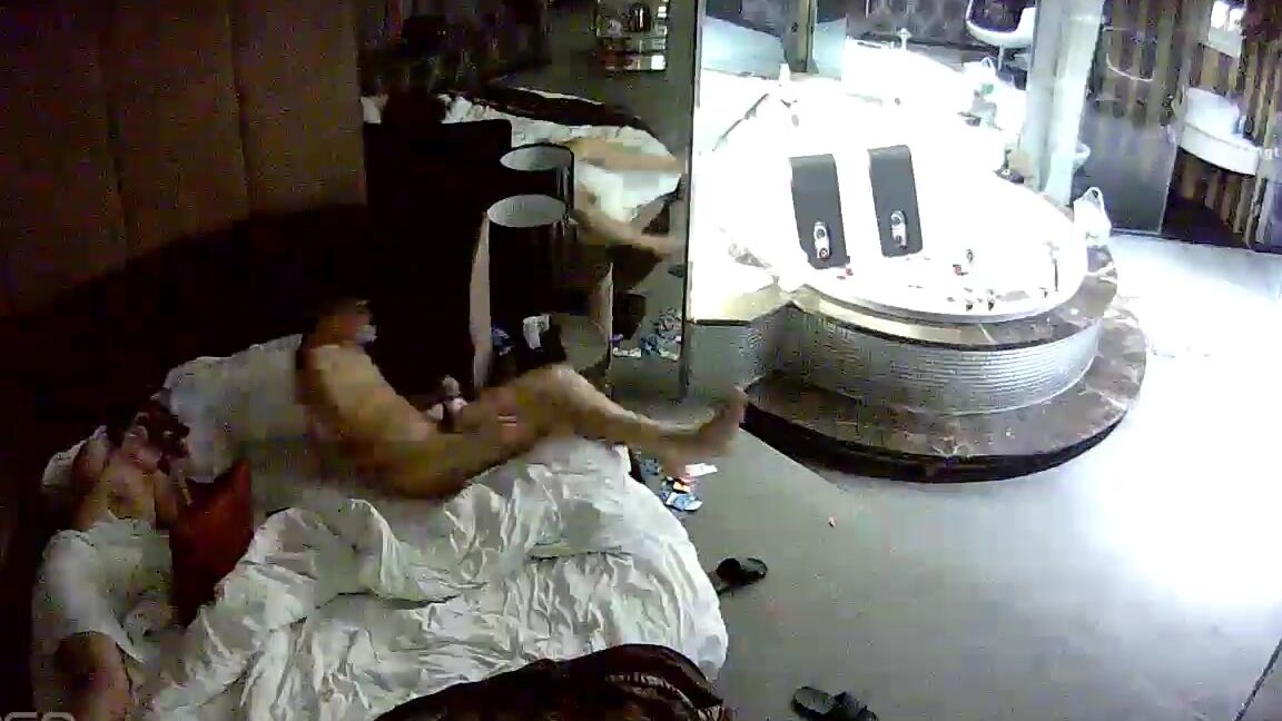 Asian Hidden Camera Couples Escorts 86806