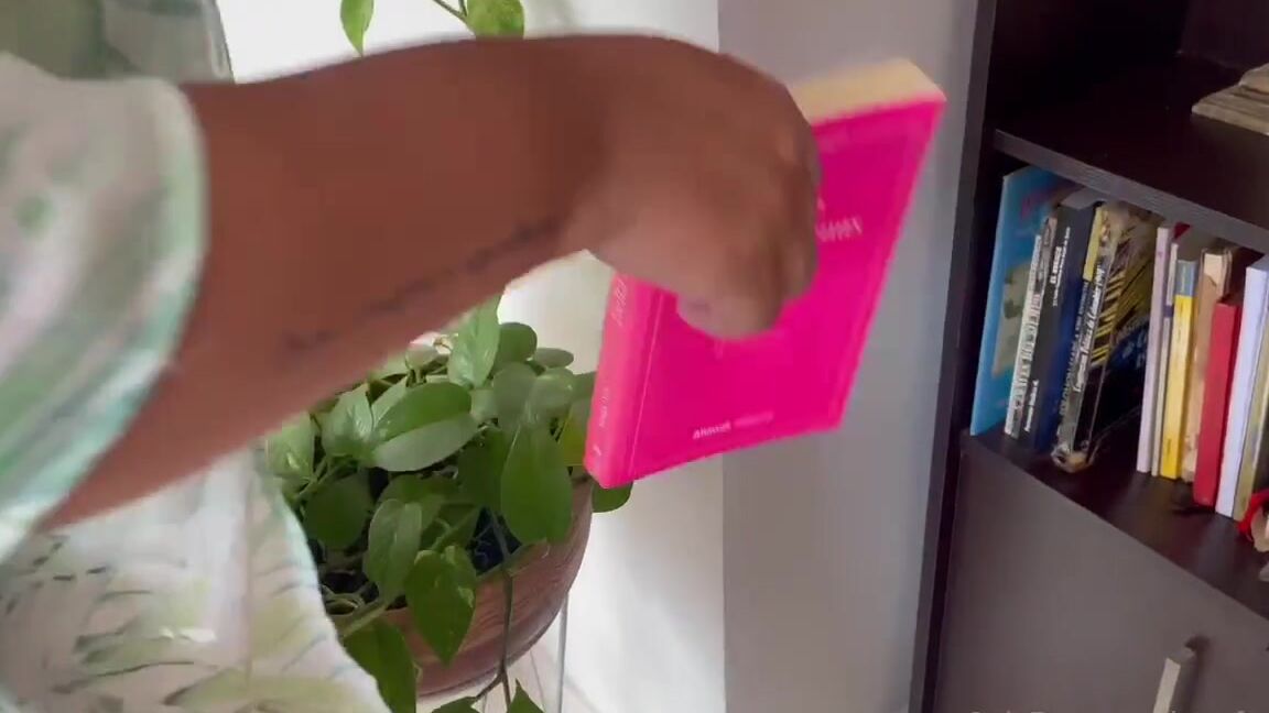 Herafeet91 Nicknamed Herafeet91 08 12 2024 Onlyfans Video In This Story Hera Flirts With The Camera Reading A Good Erotic Book Imagine What It