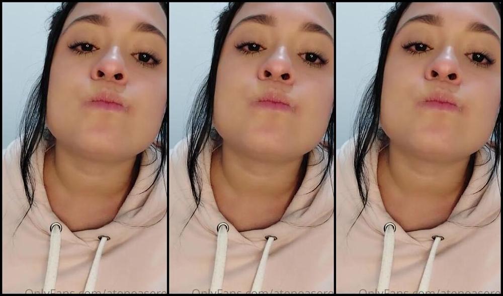 Atenea Seren Nicknamed Ateneaseren Onlyfans Video I Eat A Delicious Arepa Stuffed With Little Intruders Giant Mmmm How Rich They Were