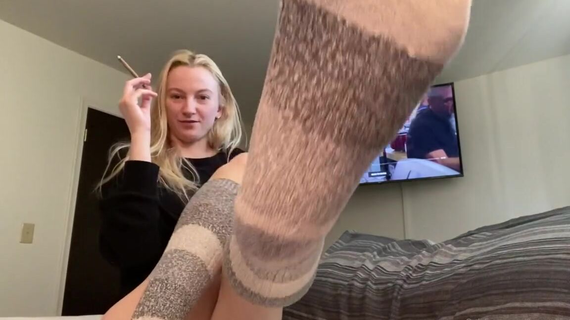 Goddess Shy Nicknamed Sweetshygirl97 Onlyfans Smoke