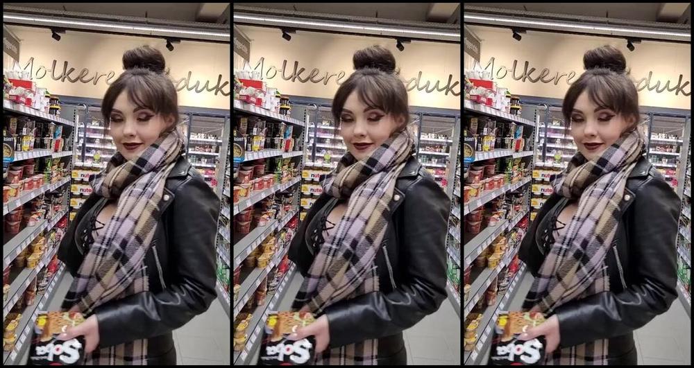 Sophie X Elodie Nicknamed Sophie X Elodie 02 07 2024 Onlyfans Video Einkaufen Im Alltagsoutfit