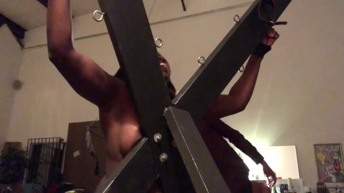 Pharaoh Spanks Nicknamed Pharaohspanks Onlyfans 08 22 2019 Front View Of Sha Getting Her Naked Ass Busted With A Paddle