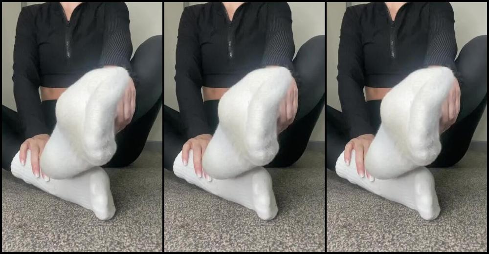 Naughty Nylons Nicknamed Naughtynylons Onlyfans Next Time I Want You Here To Peel My Socks Off For Me