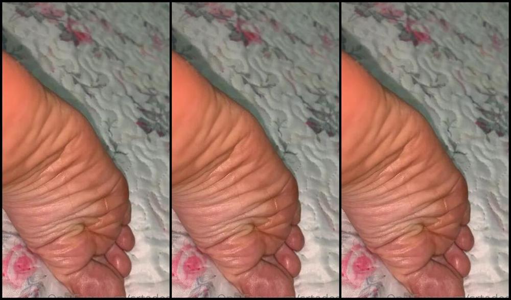 Srta Dess Nicknamed Srtadess 09 23 2021 Onlyfans Video As Dobrinhas The Wrinkles